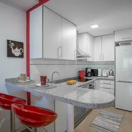 Appartement On The Beach,pool,wifi,garage,valencia
