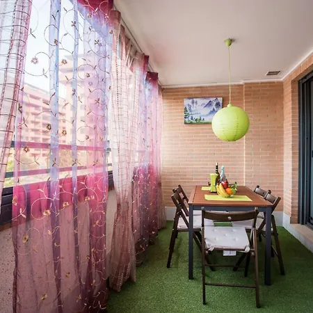 Appartamento On The Beach,pool,wifi,garage,valencia