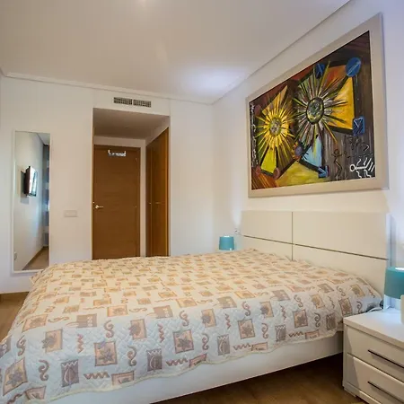 Apartment On The Beach,pool,wifi,garage,valencia