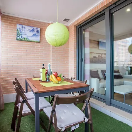 דירה On The Beach,pool,wifi,garage,valencia ולנסיה