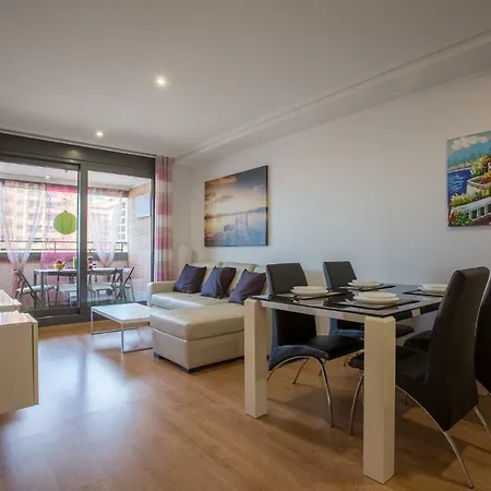 On The Beach,pool,wifi,garage,valencia Апартаменты